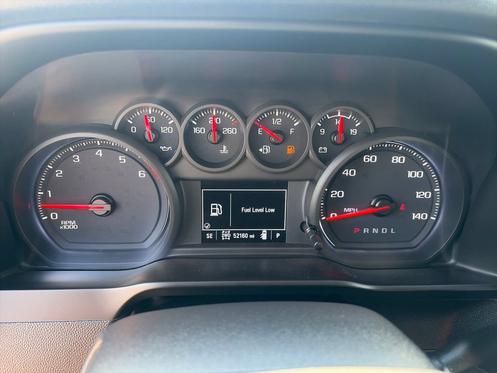 Used 2020 Chevrolet Silverado 1500 Custom w/ Custom Value Package AWD/4WD image 16