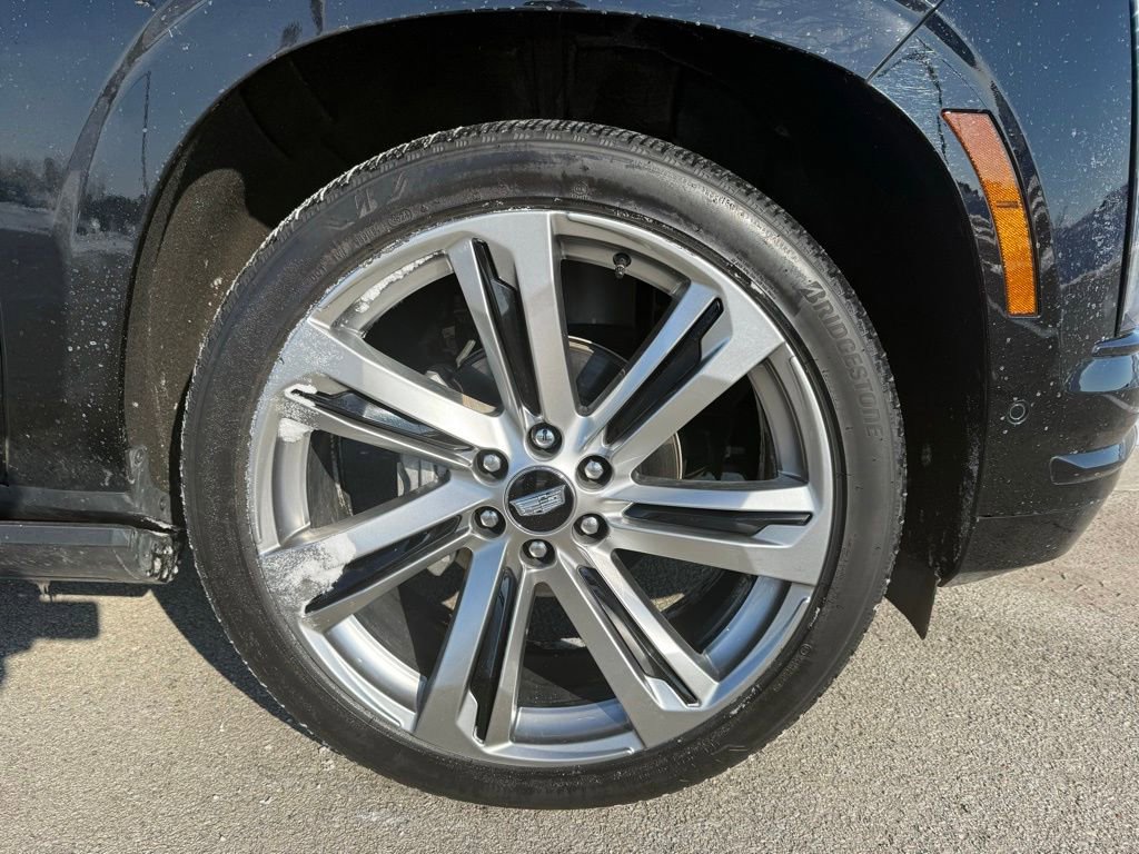 Used 2025 Cadillac Escalade ESV Sport Platinum image 17