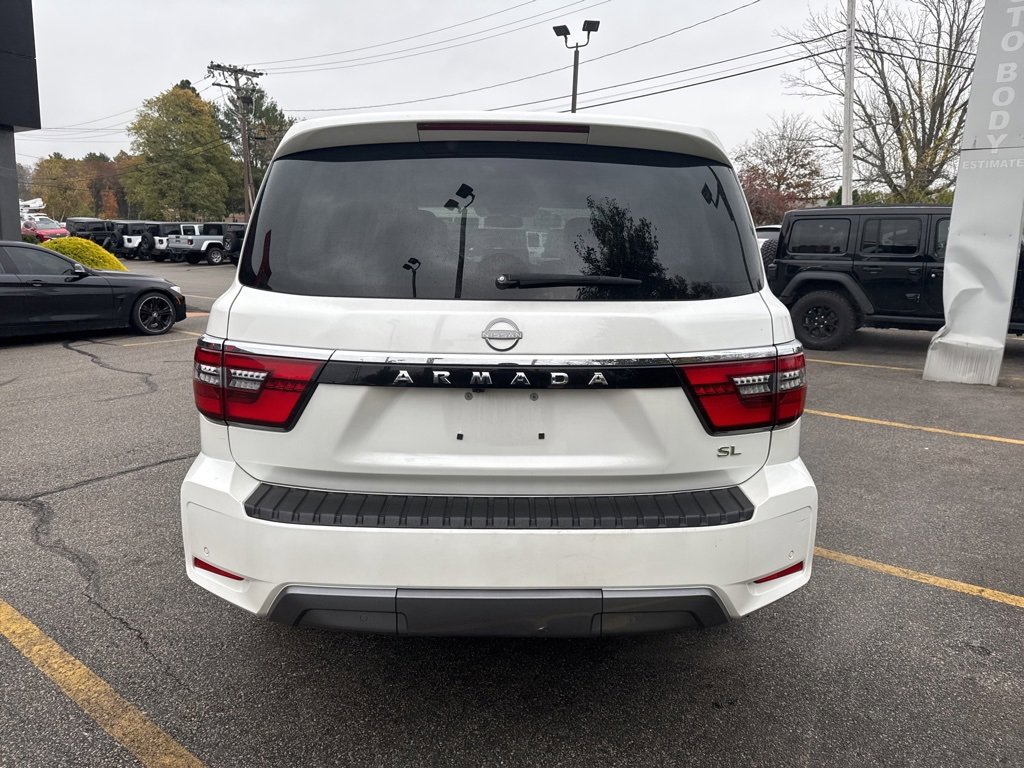 Used 2024 Nissan Armada SL w/ Captain's Chairs Package image 4