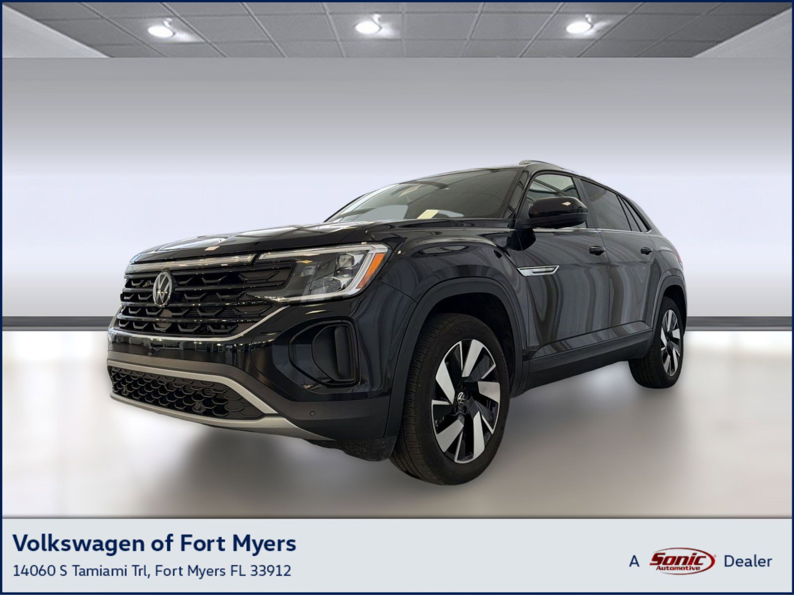 Used 2025 Volkswagen Atlas Cross Sport SE FWD image 1