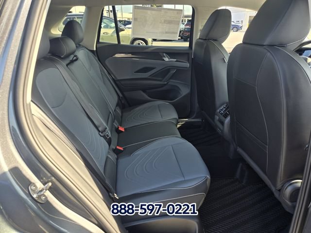 New 2026 Volkswagen Tiguan SE FWD image 13