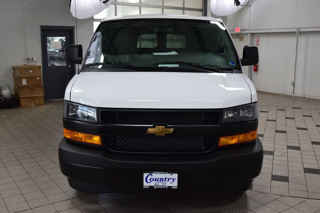 New 2026 Chevrolet Express 3500 LS RWD image 2