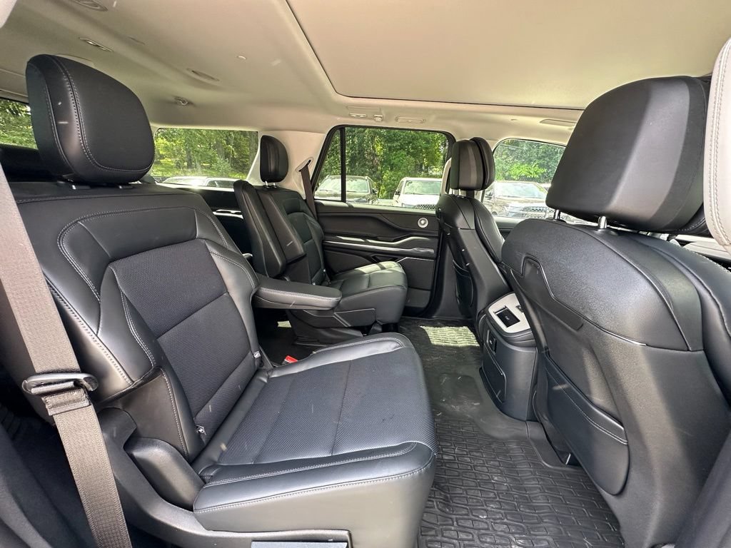 New 2025 Lincoln Navigator Reserve AWD/4WD image 25