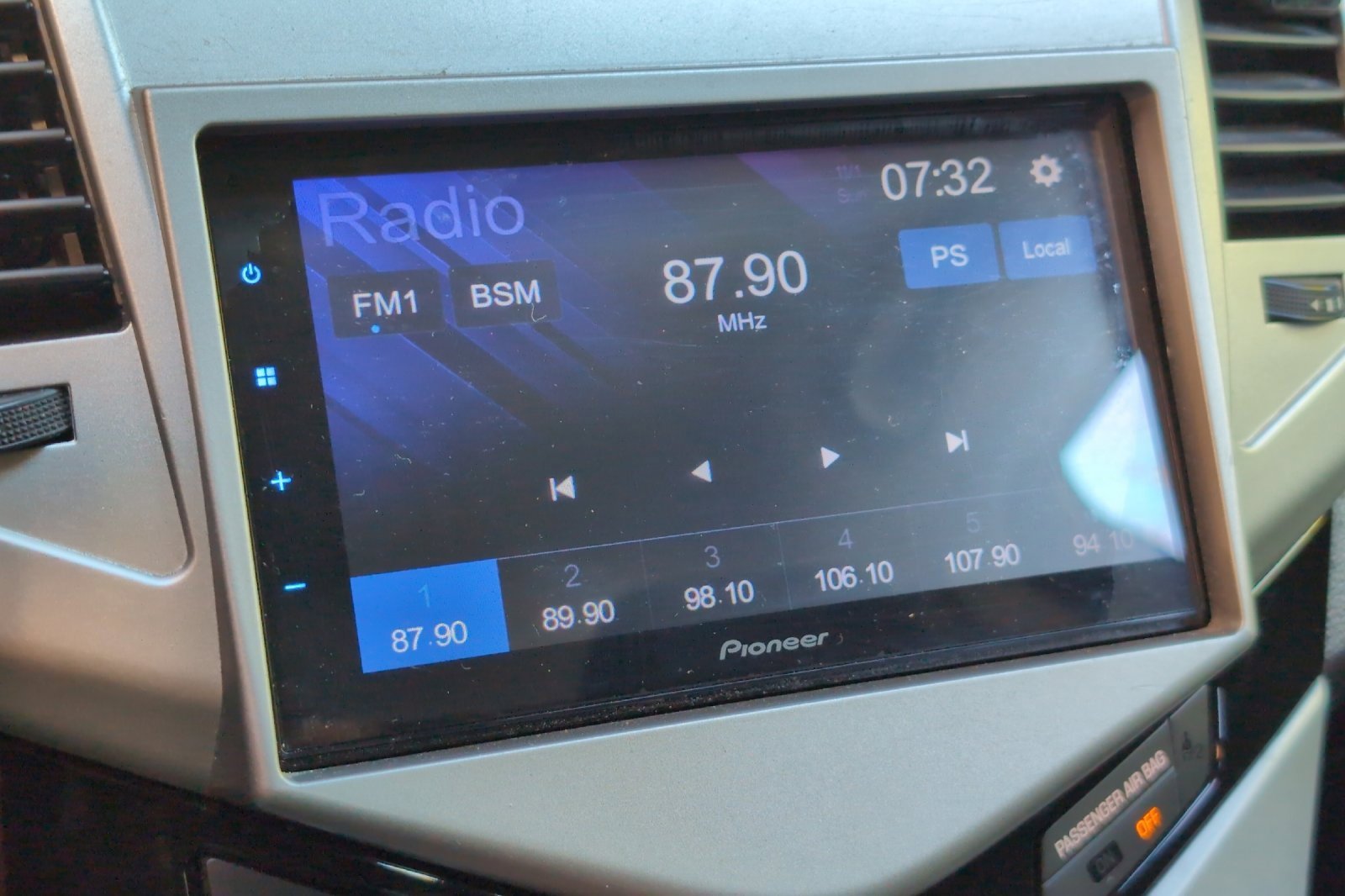 Used 2014 Chevrolet Cruze LT image 19