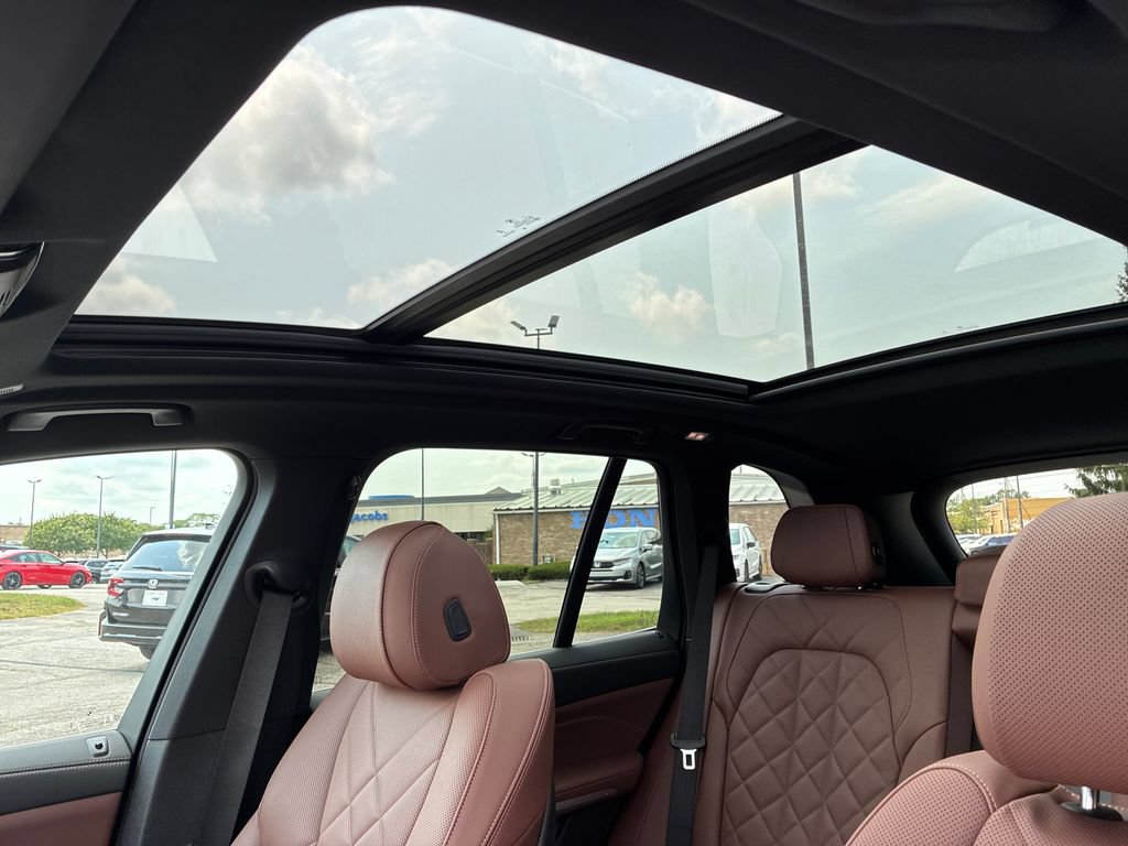 New 2026 BMW X5 xDrive40i AWD/4WD image 17