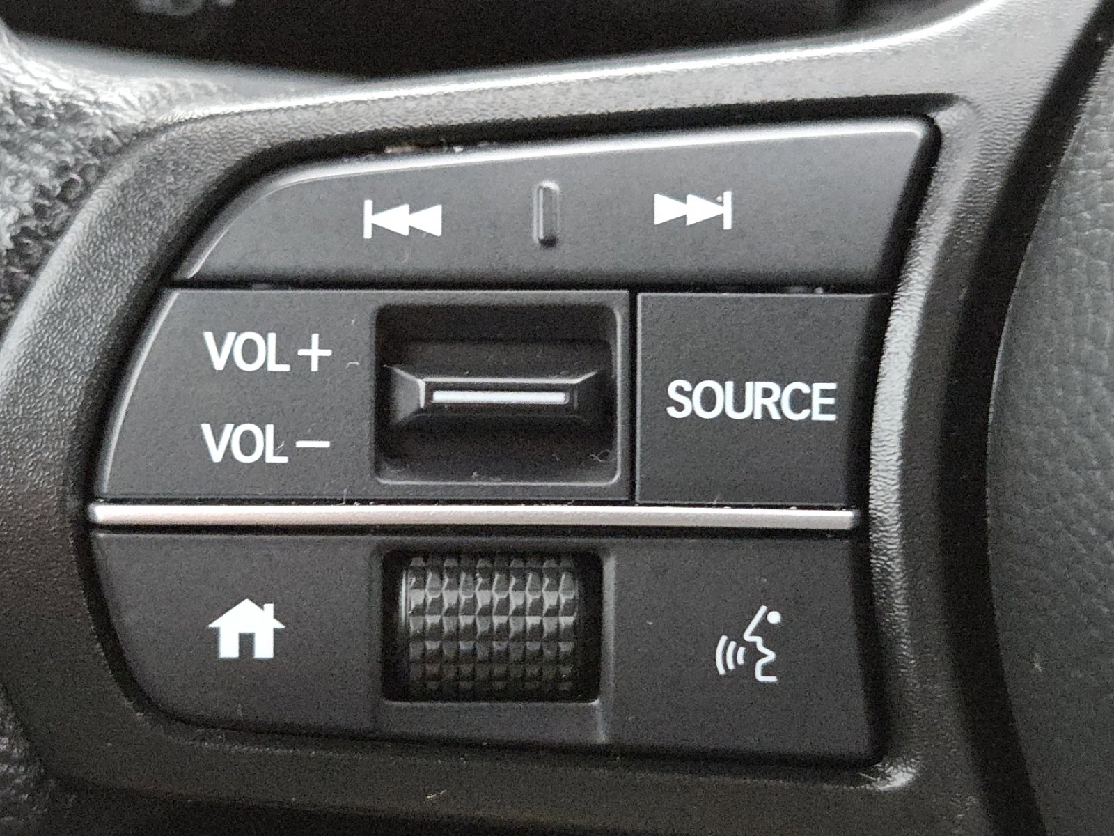 Certified 2025 Honda CR-V EX image 12