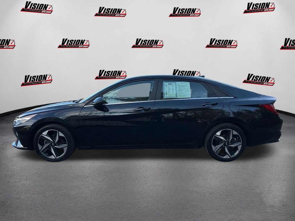 Certified 2023 Hyundai Elantra Limited image 8