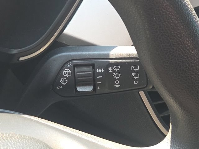Used 2020 Ford Escape SE FWD image 44