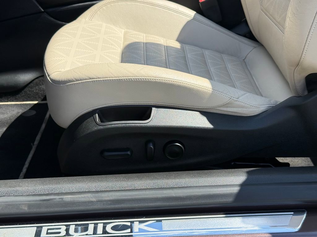 Used 2016 Buick Cascada Premium FWD image 22