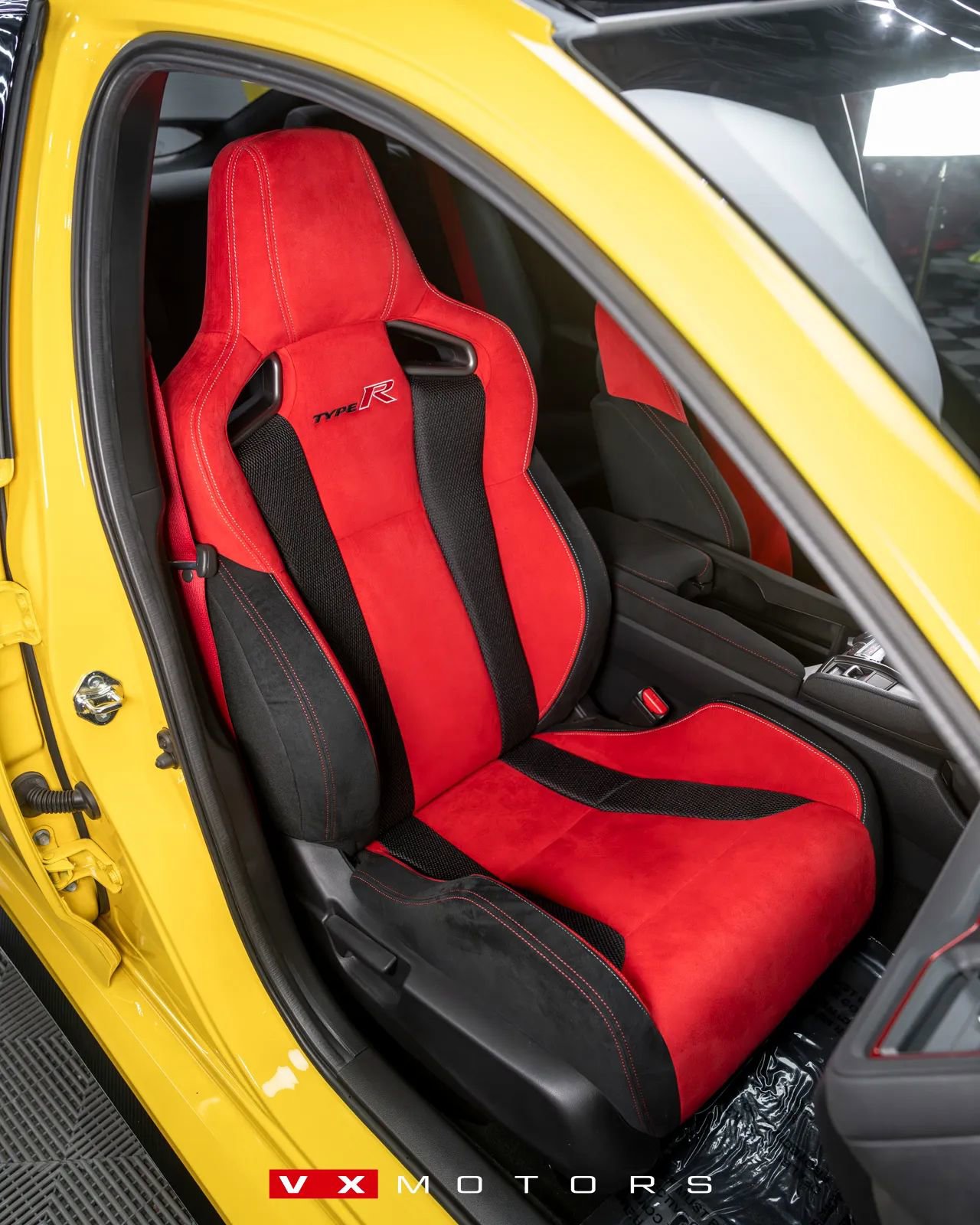 Used 2021 Honda Civic Type R Limited image 29