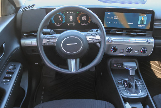 New 2026 Hyundai Kona SE FWD image 13