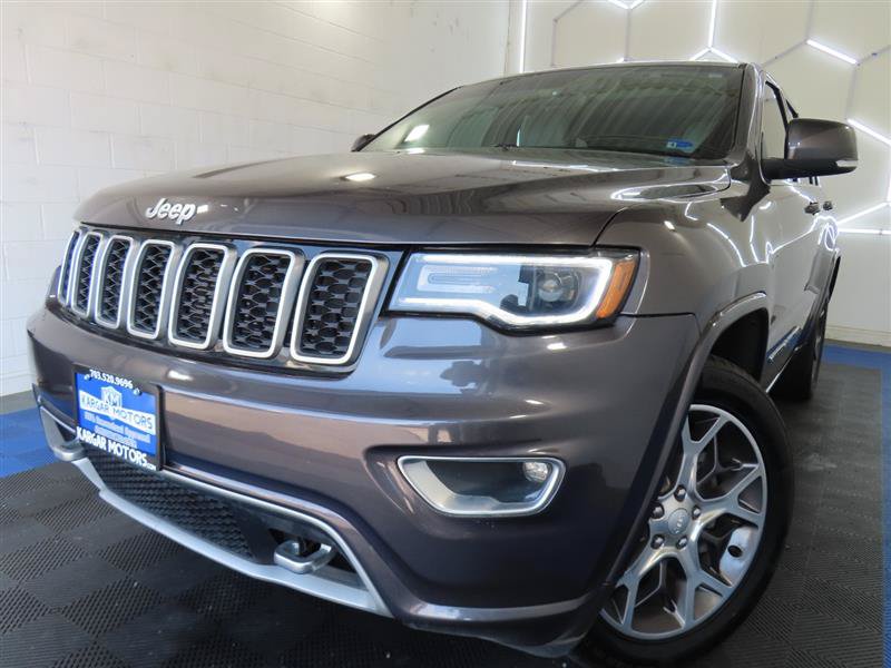 Used 2018 Jeep Grand Cherokee Limited AWD/4WD image 1