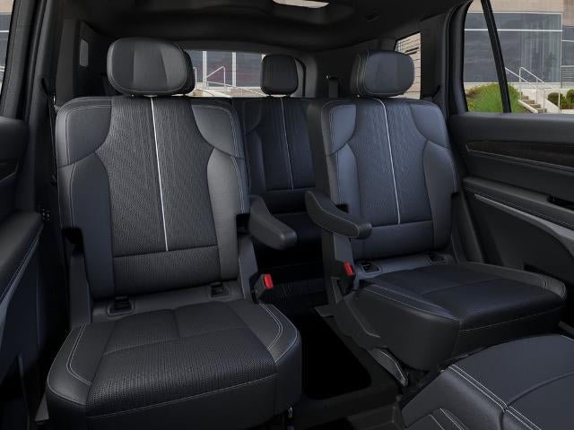 New 2026 Cadillac Vistiq Luxury w/ LPO, Floor Liner Package AWD/4WD image 17