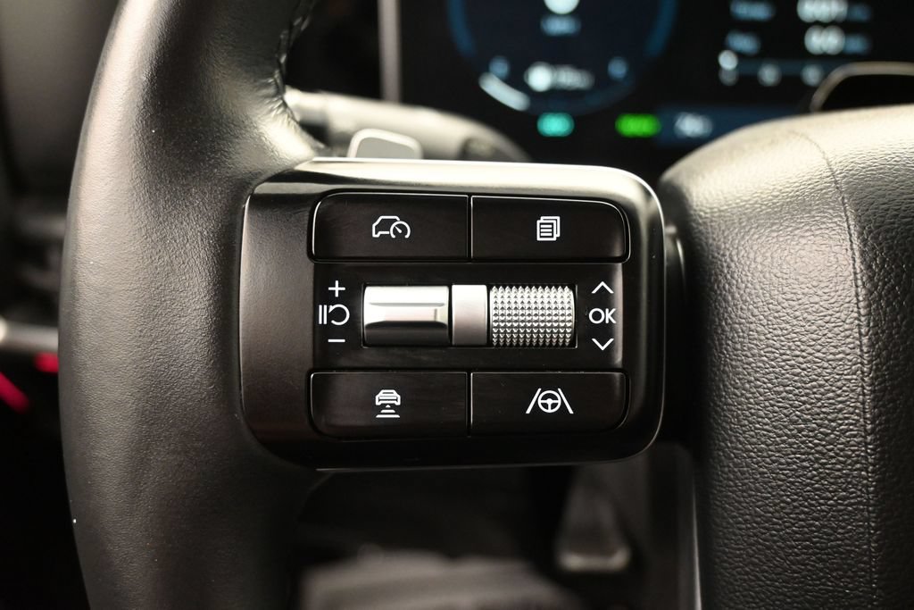Used 2024 Hyundai Santa Fe Limited AWD/4WD image 25