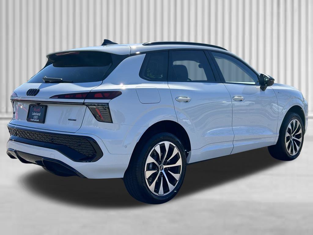 New 2026 Audi Q3 quattro 2.0T AWD/4WD image 14