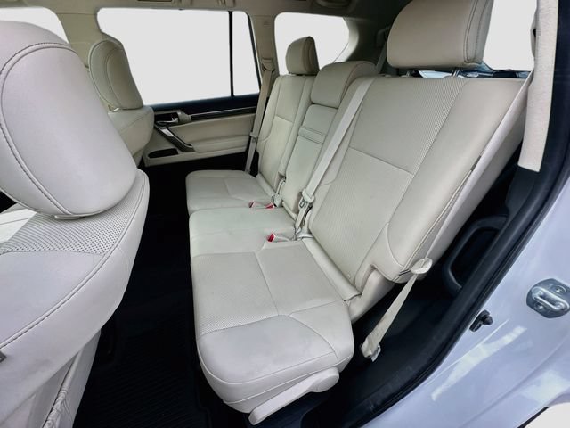 Used 2021 Lexus GX 460 Premium w/ Premium Package AWD/4WD image 25