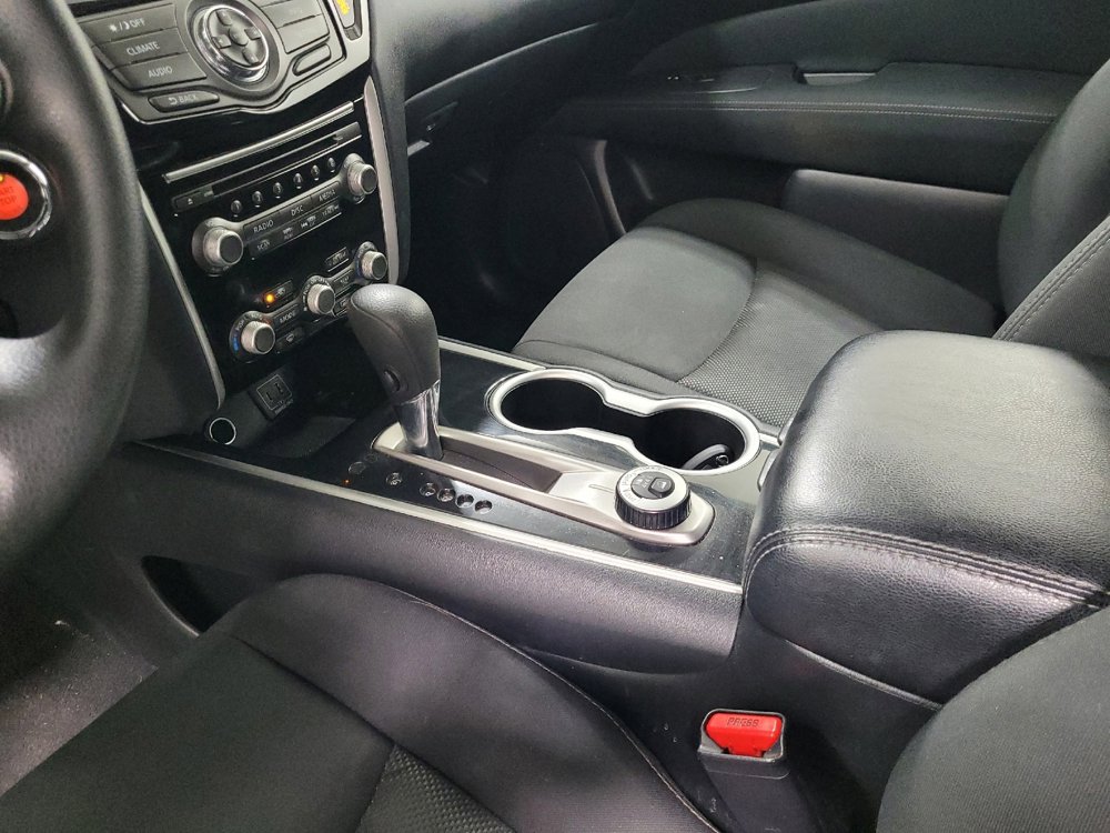Used 2020 Nissan Pathfinder S AWD/4WD image 26