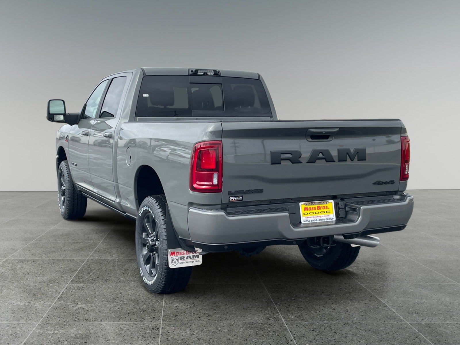 New 2026 RAM 2500 Laramie AWD/4WD image 3