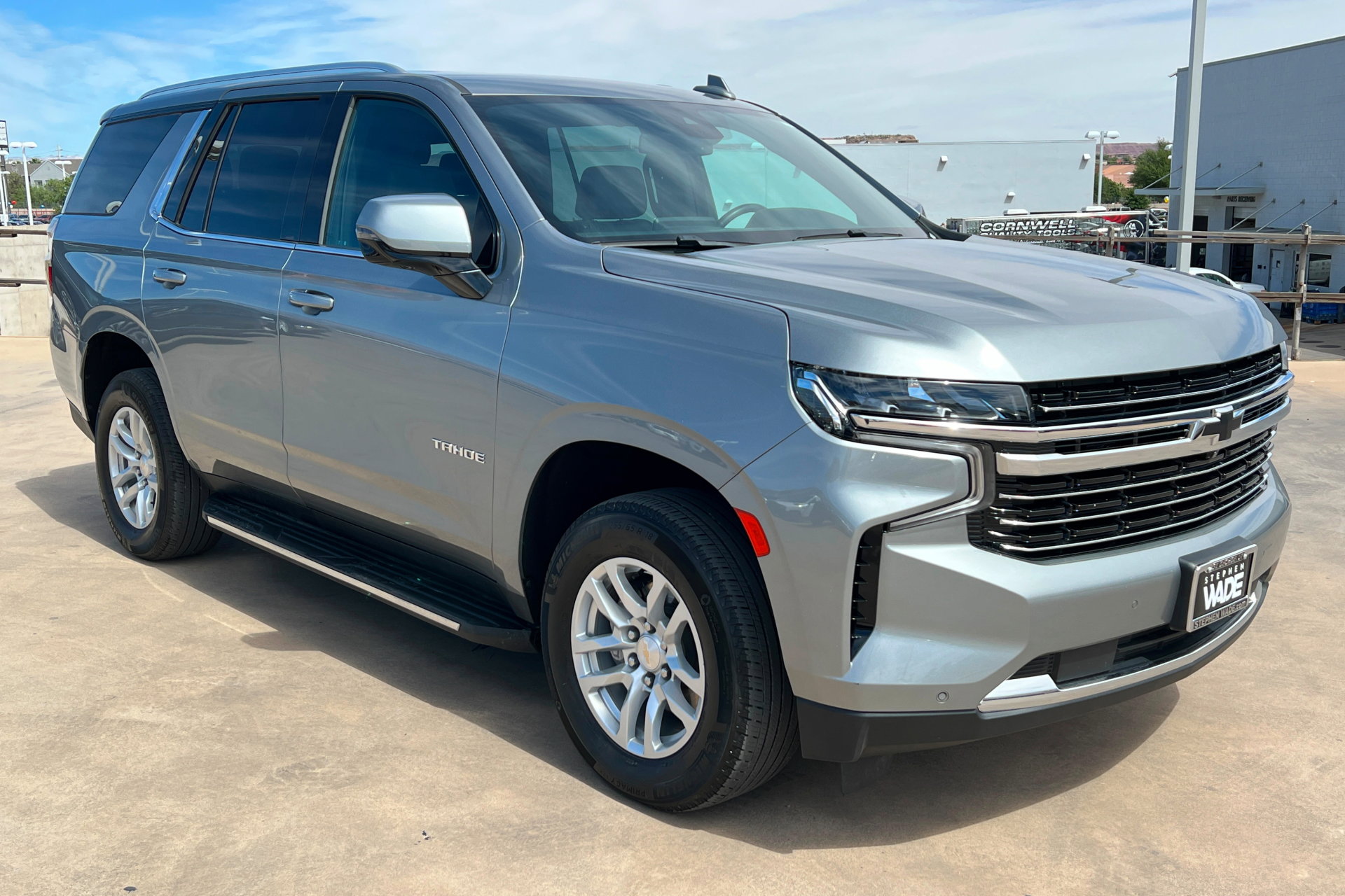 Used 2023 Chevrolet Tahoe LT w/ Luxury Package AWD/4WD image 8