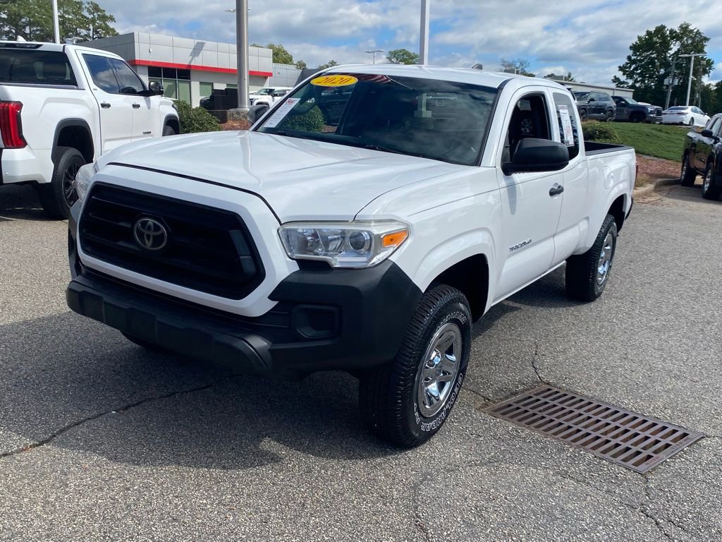 Used 2020 Toyota Tacoma SR image 2