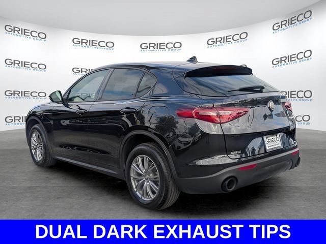 Used 2023 Alfa Romeo Stelvio Sprint RWD image 5