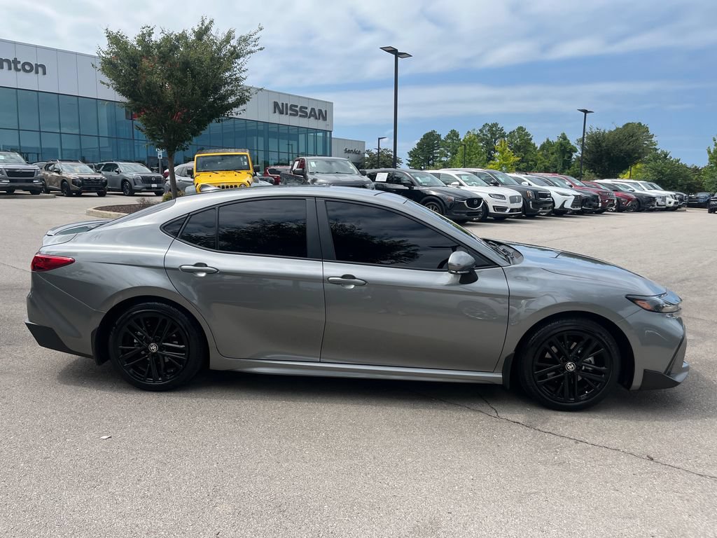 Used 2026 Toyota Camry SE FWD image 7