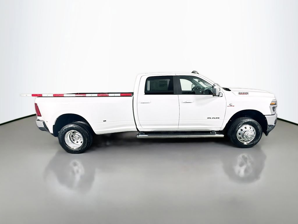 New 2025 RAM 3500 Laramie AWD/4WD image 8