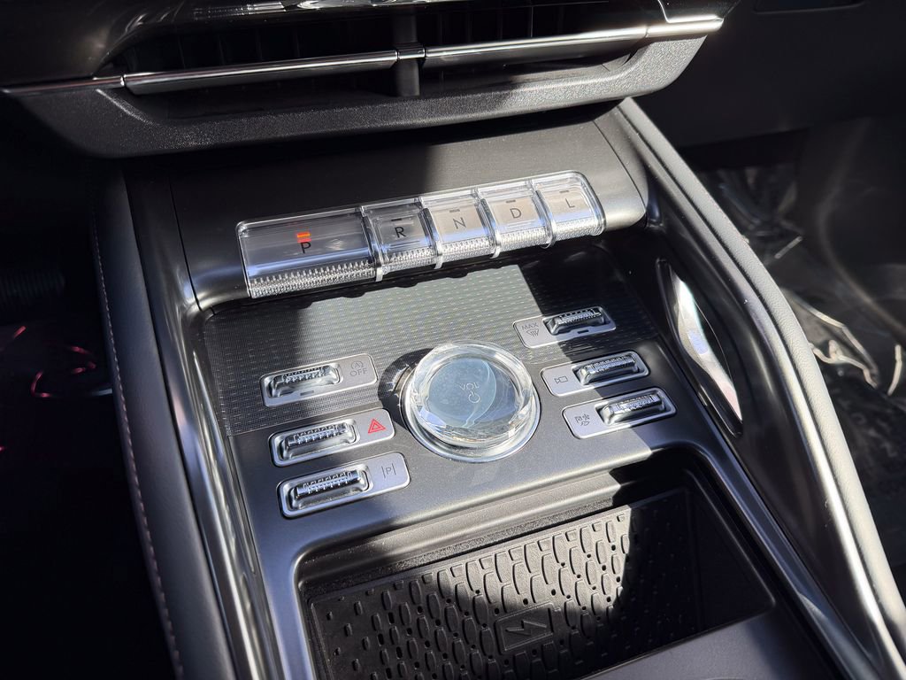 Used 2024 Lincoln Nautilus Reserve w/ Jet Appearance Package (87T) image 29