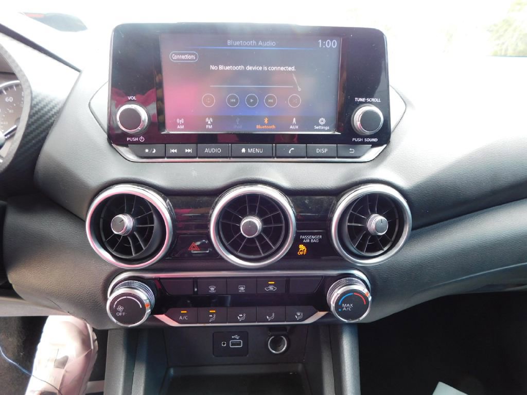 Used 2020 Nissan Sentra S image 28