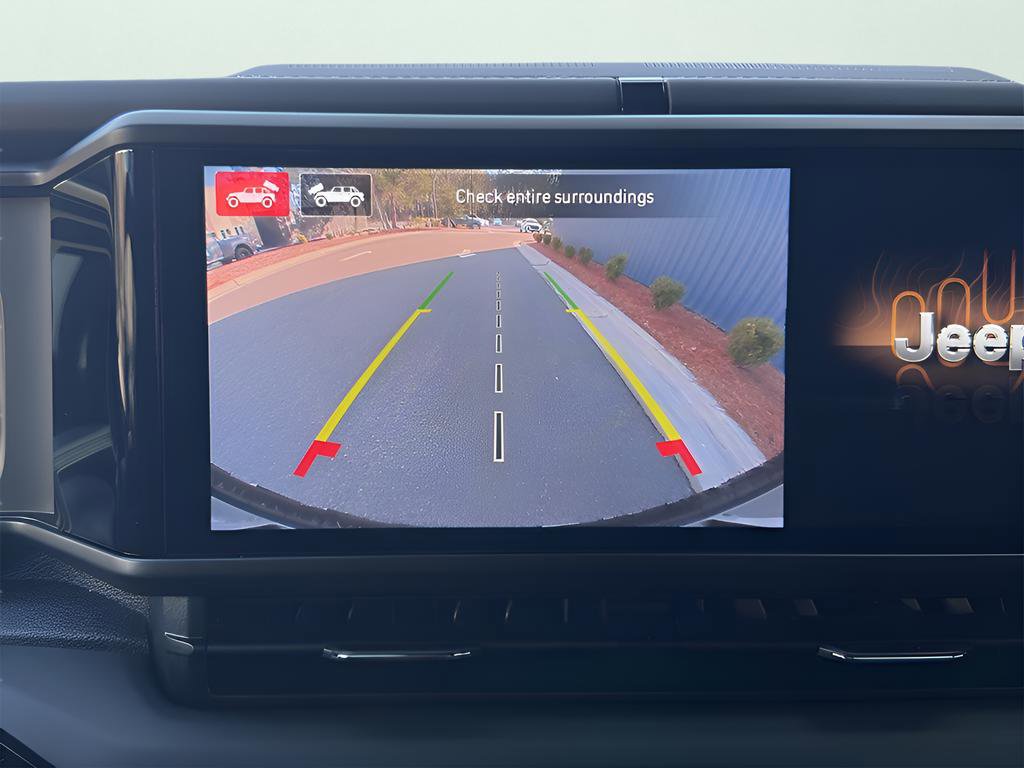 Used 2024 Jeep Wrangler High Altitude image 11