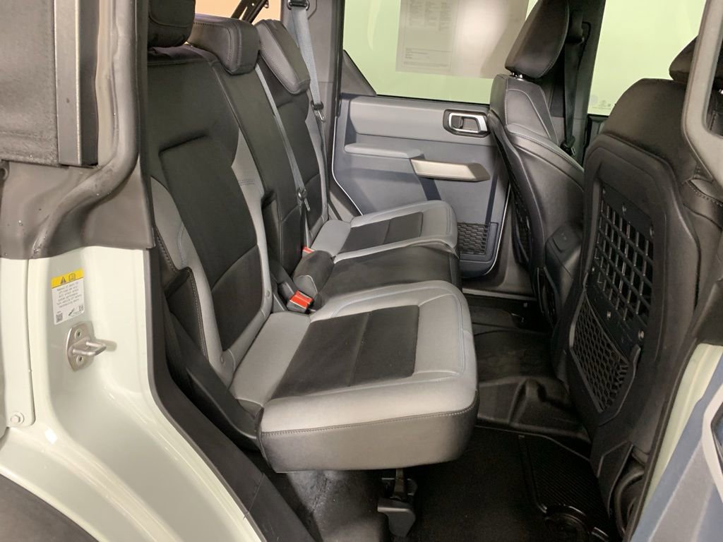 Used 2023 Ford Bronco Black Diamond AWD/4WD image 35