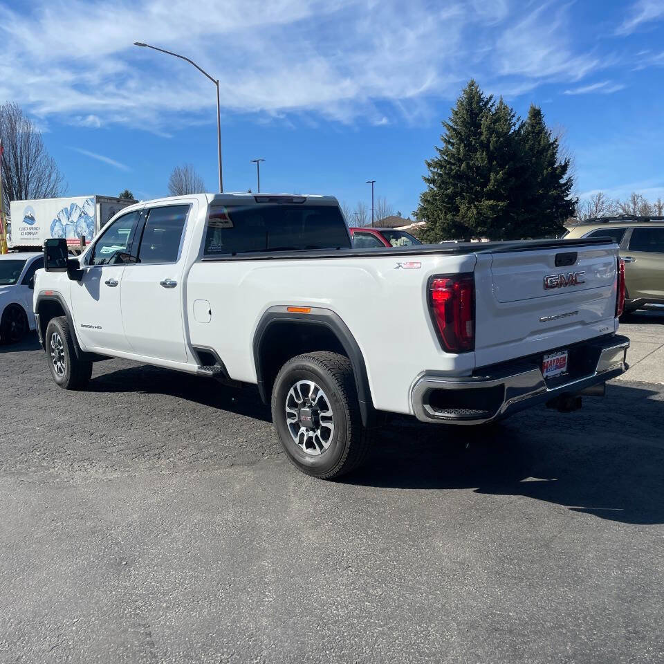 Used 2022 GMC Sierra 2500 SLT w/ Gooseneck/5TH Wheel Package image 4