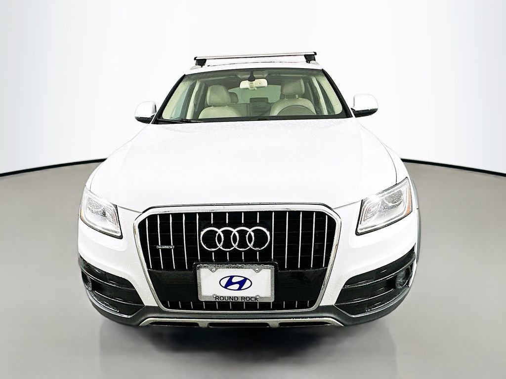 Used 2017 Audi Q5 2.0T Premium Plus w/ Technology Package image 2