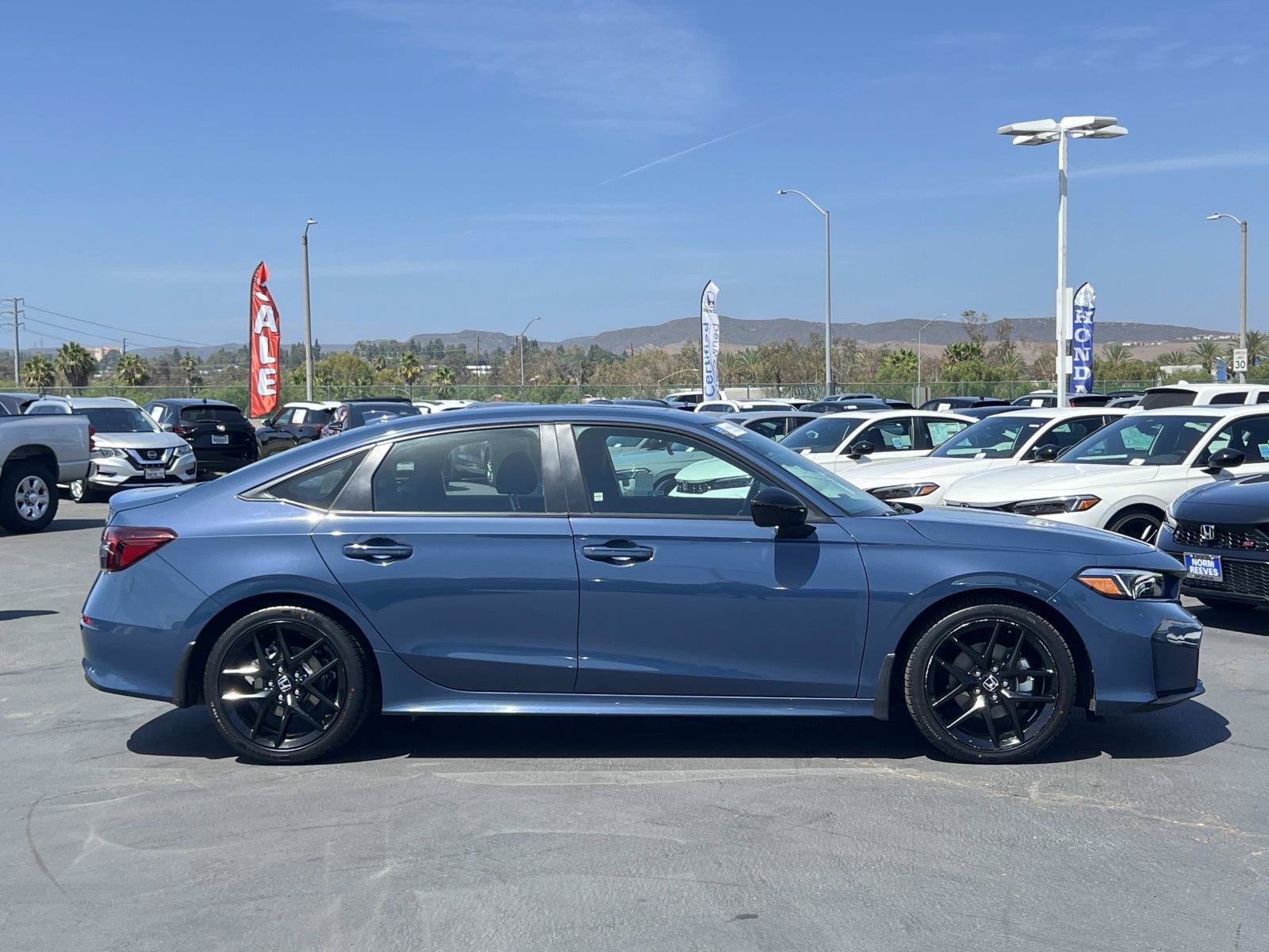 Certified 2025 Honda Civic Sport image 24
