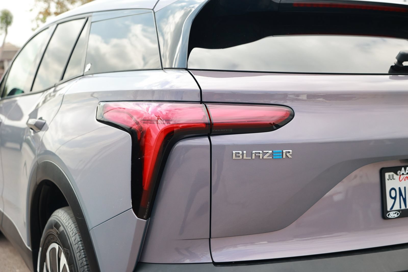 Used 2024 Chevrolet Blazer EV LT AWD/4WD image 16