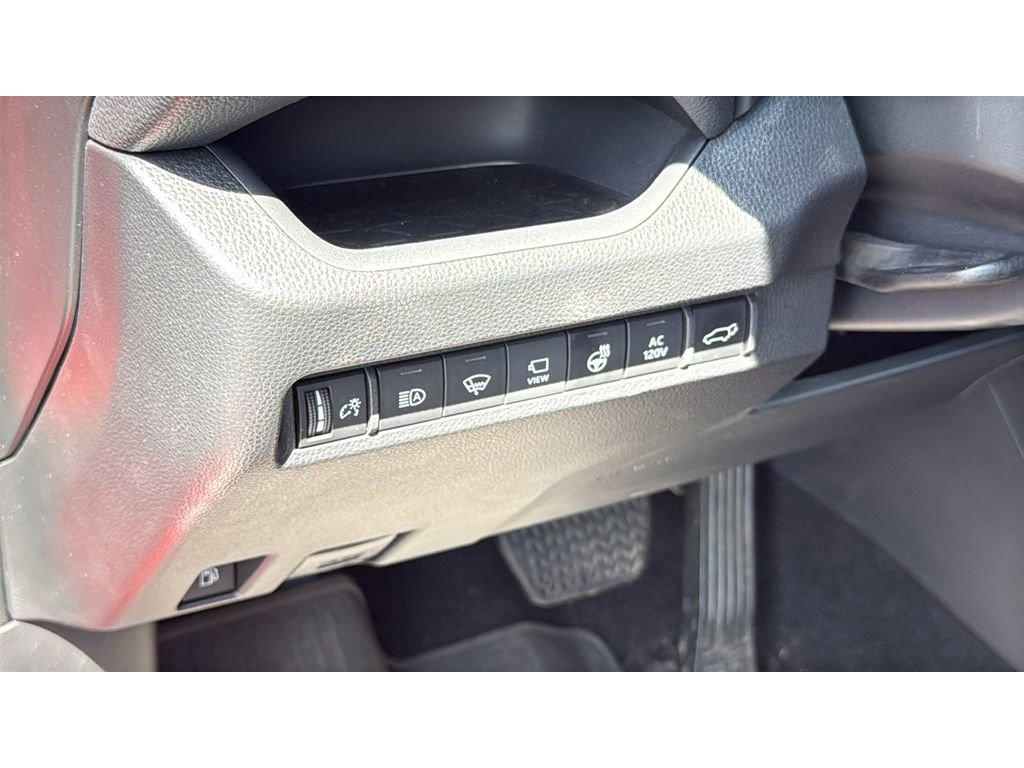 Used 2022 Toyota RAV4 XSE w/ Premium Package image 17