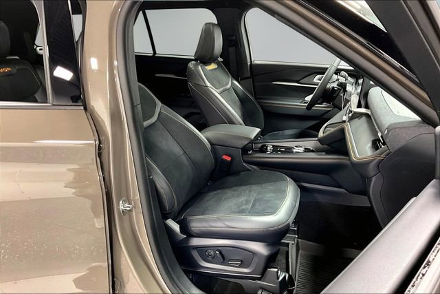 New 2026 Ford Explorer Tremor image 13