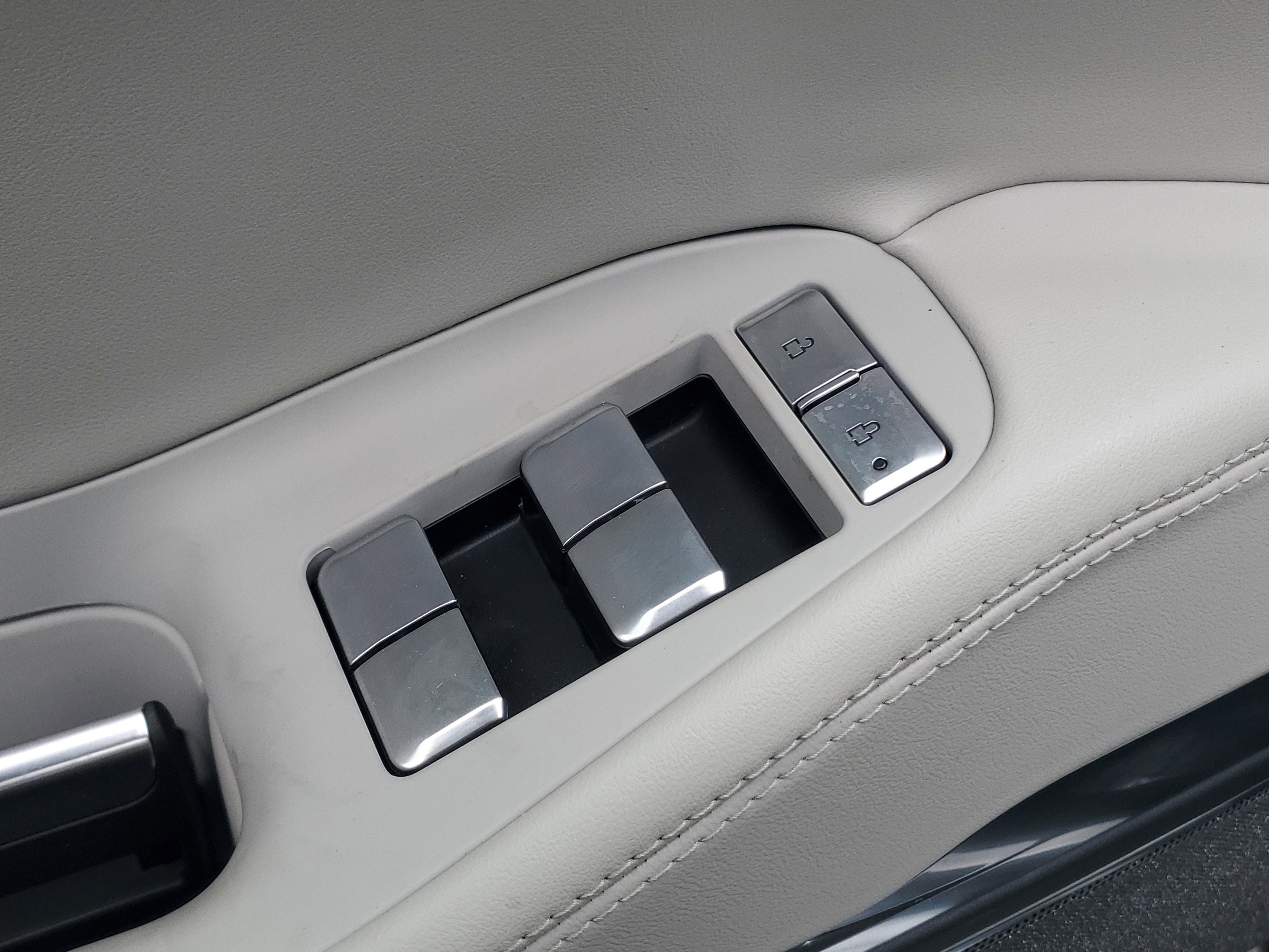 New 2026 Lincoln Navigator L Reserve AWD/4WD image 10