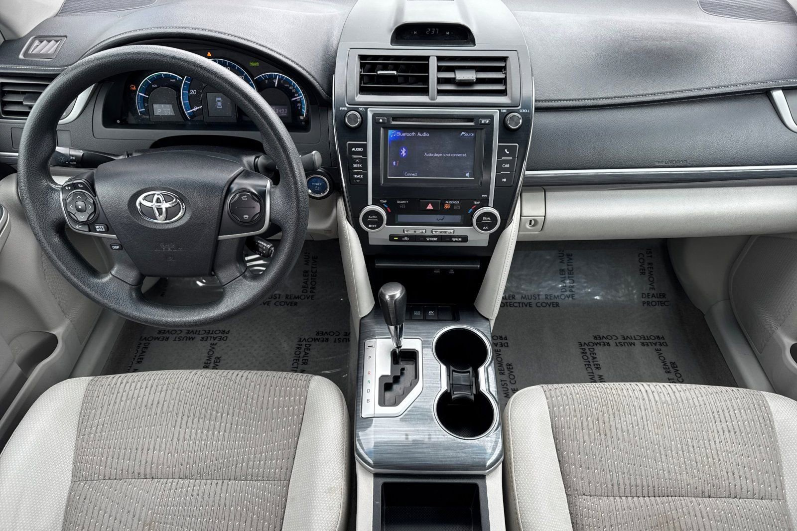 Used 2014 Toyota Camry LE FWD image 14