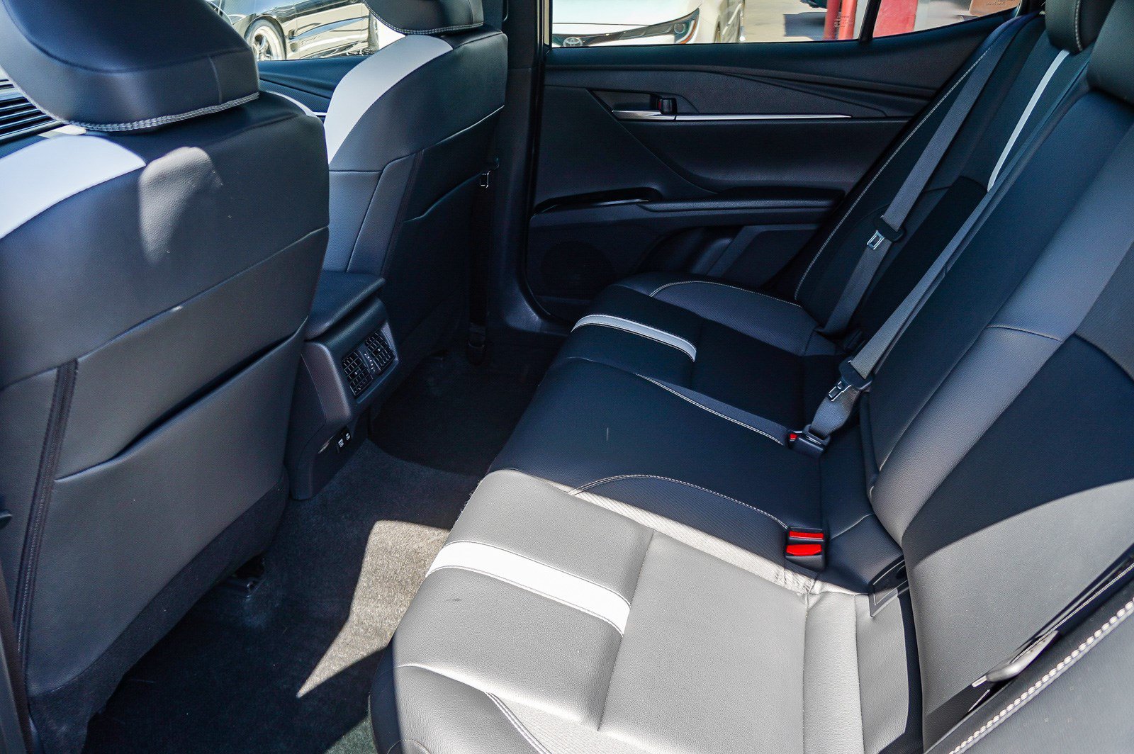 Certified 2026 Toyota Camry SE FWD image 21