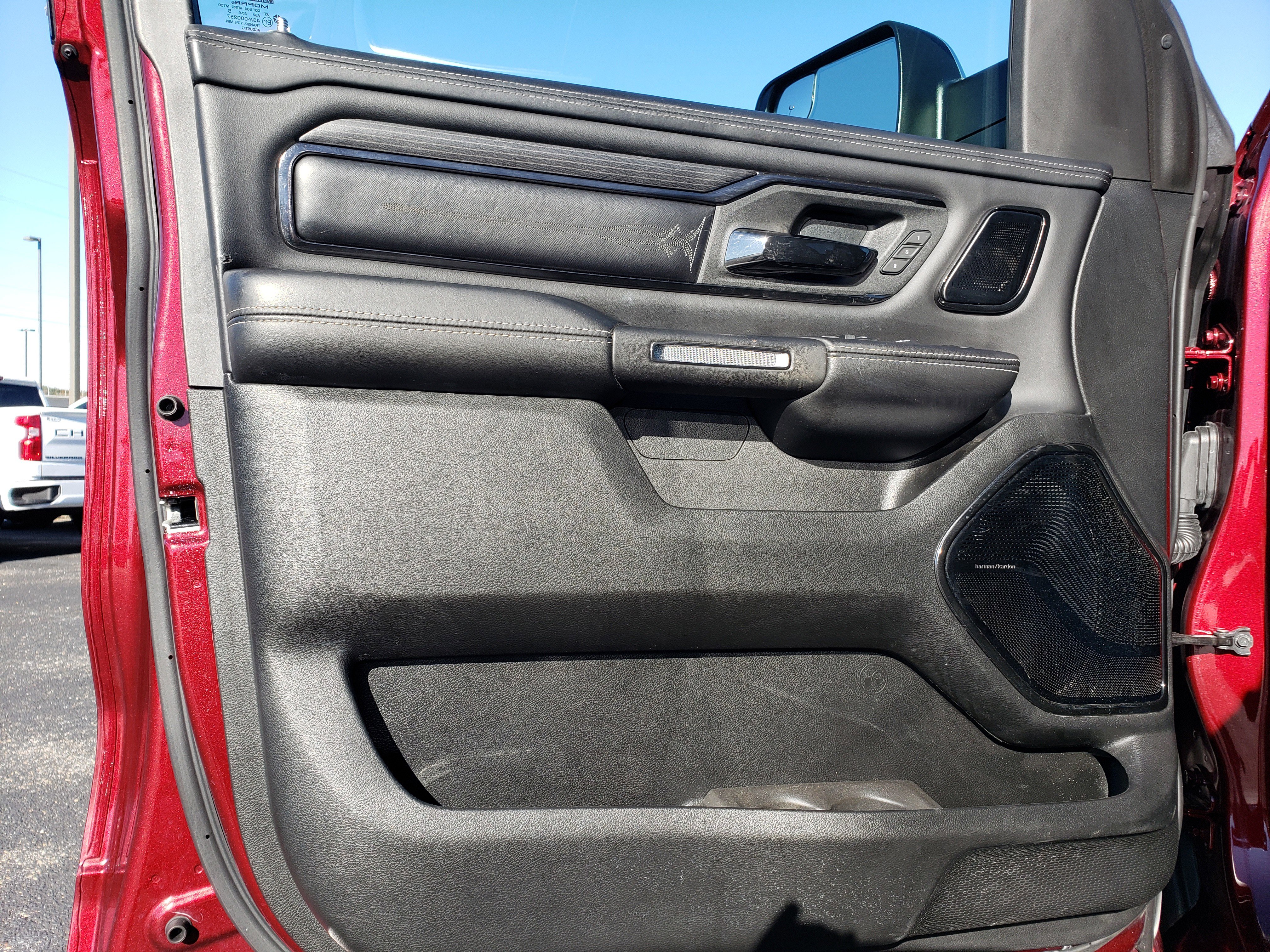 Used 2022 RAM 1500 Limited image 11