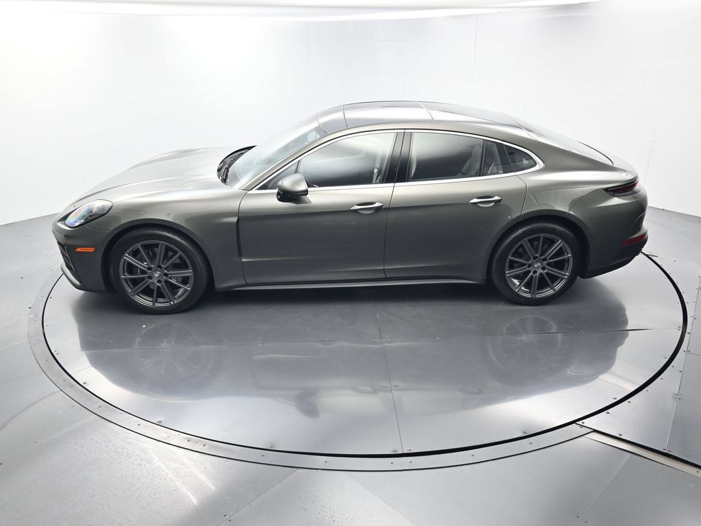 Certified 2026 Porsche Panamera 4 AWD/4WD image 36