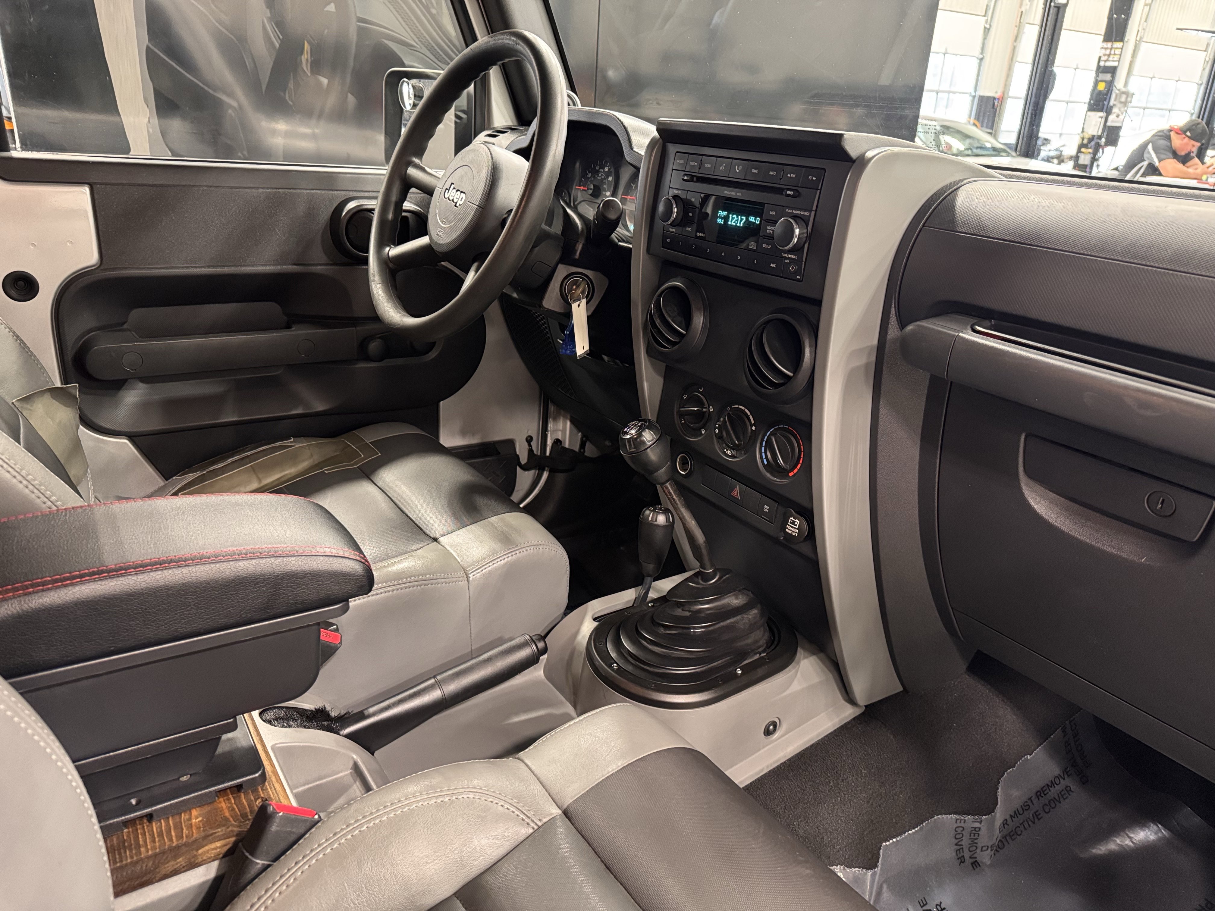 Used 2007 Jeep Wrangler X image 4