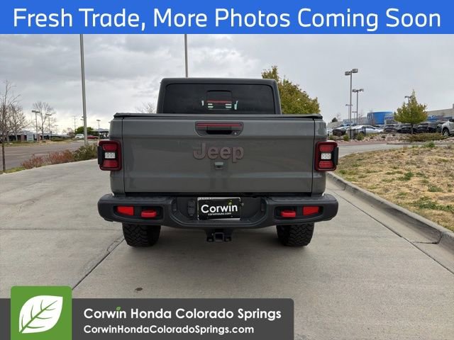 Used 2021 Jeep Gladiator Rubicon AWD/4WD image 6