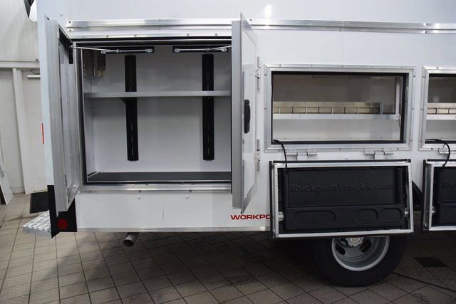 New 2025 Chevrolet Express 4500 w/ Power Convenience Package RWD image 34