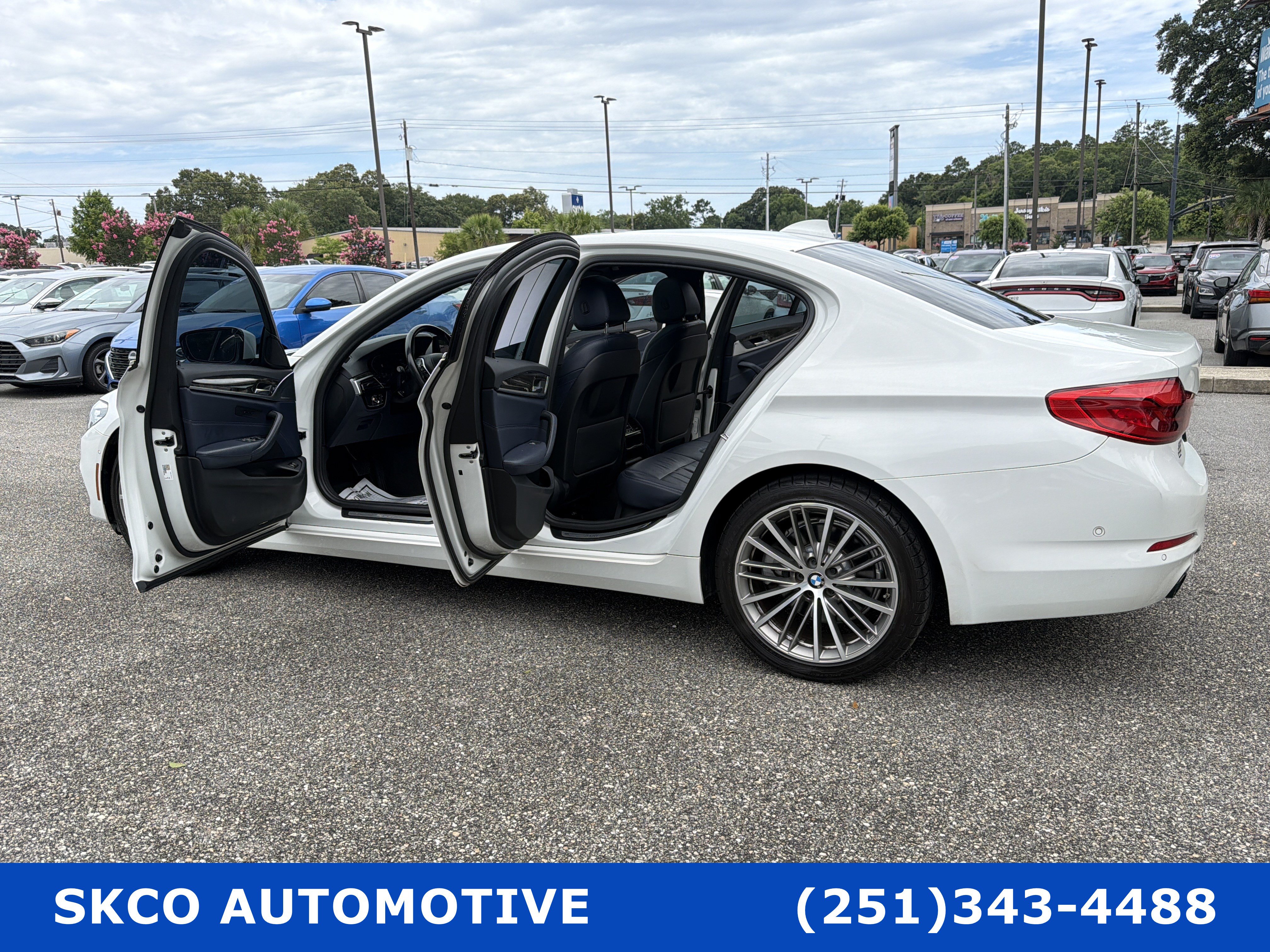 Used 2020 BMW 530i w/ Premium Package RWD image 32