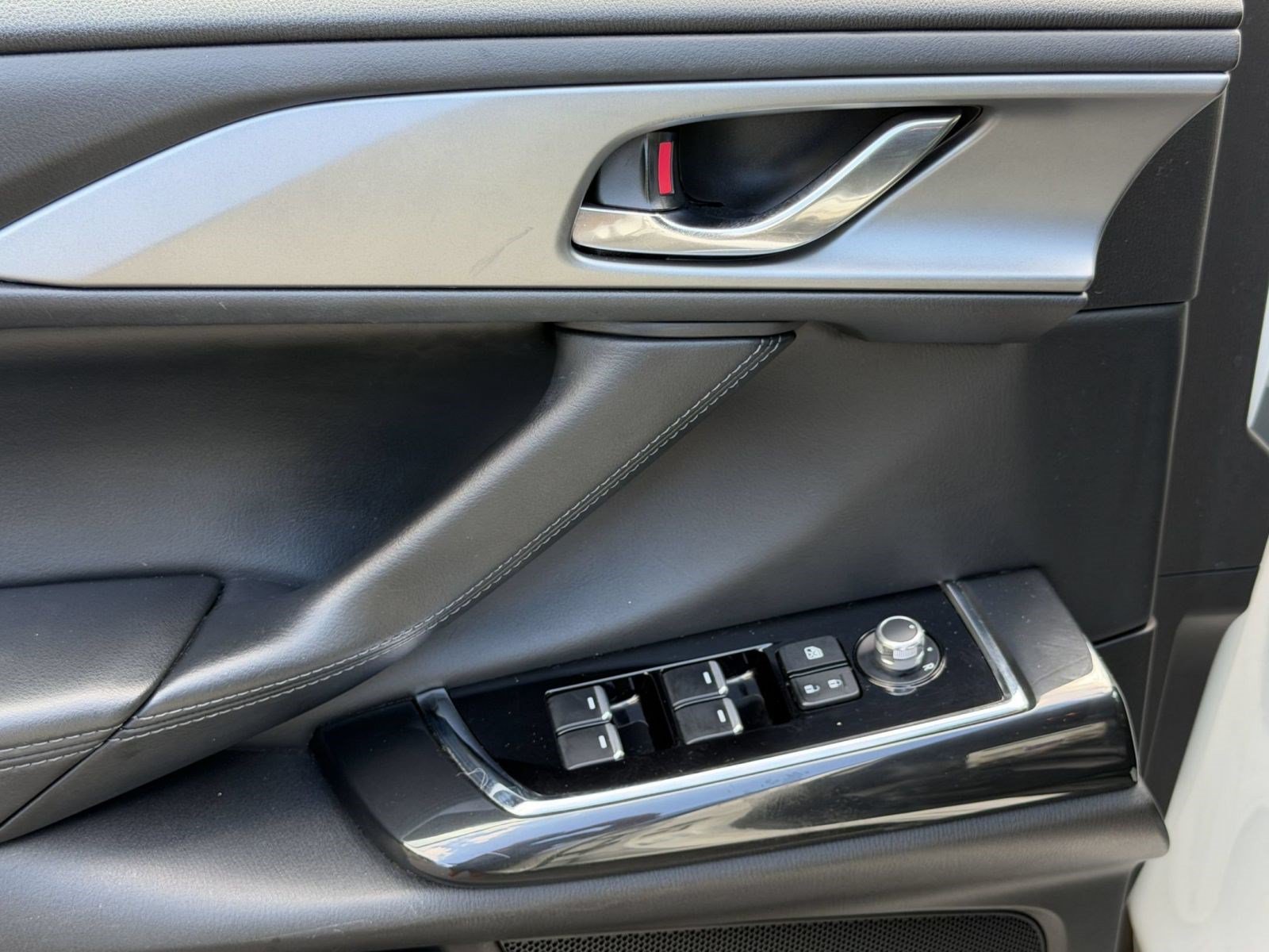 Used 2018 MAZDA CX-9 Touring FWD image 26