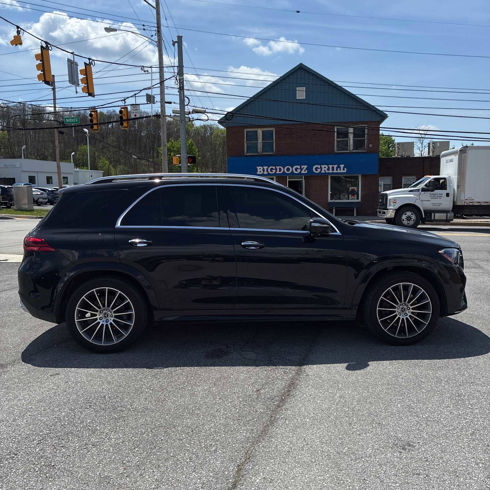 Used 2024 Mercedes-Benz GLE 450 4MATIC image 4