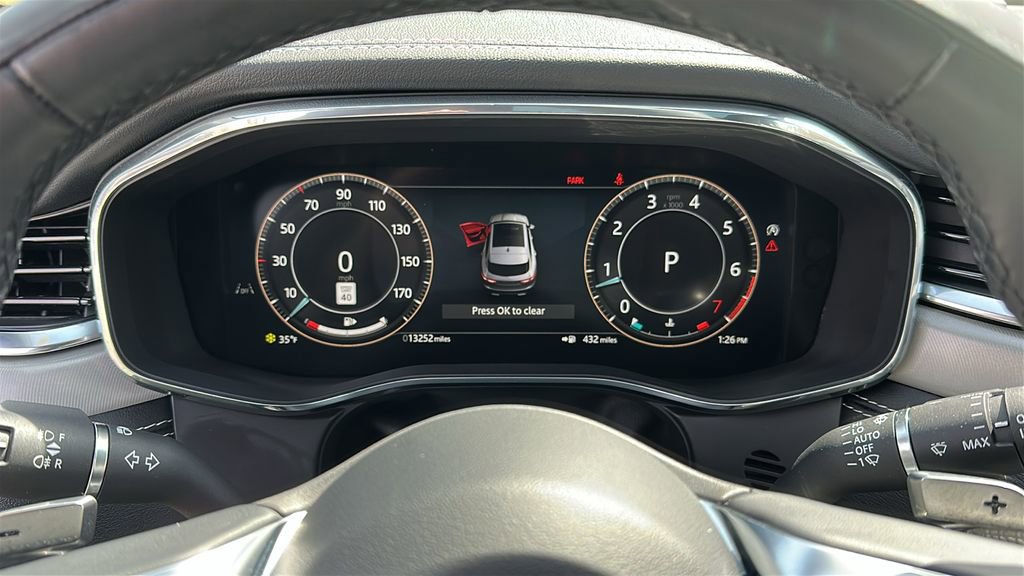 Certified 2025 Jaguar F-PACE R-Dynamic S image 15