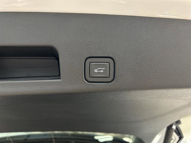 New 2026 Buick Enclave Preferred w/ LPO, Floor Liner Package image 15